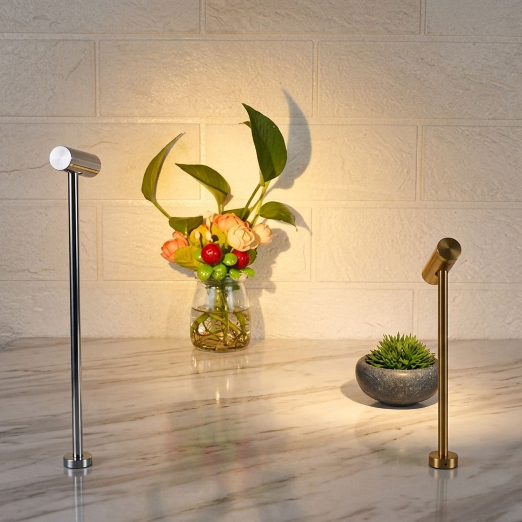 Luminária de Mesa Spot LED Direcionável Moderna