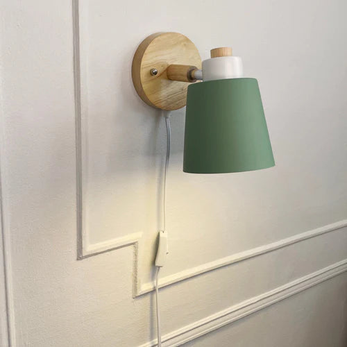 Arandela de Parede em Madeira com Interruptor Arbor Switch