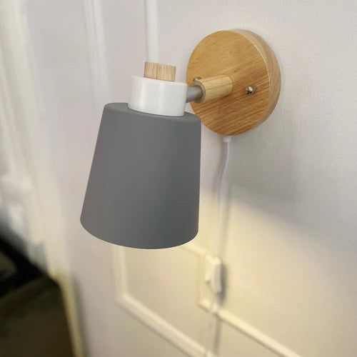 Arandela de Parede em Madeira com Interruptor Arbor Switch