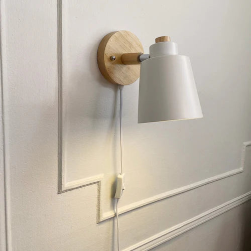 Arandela de Parede em Madeira com Interruptor Arbor Switch