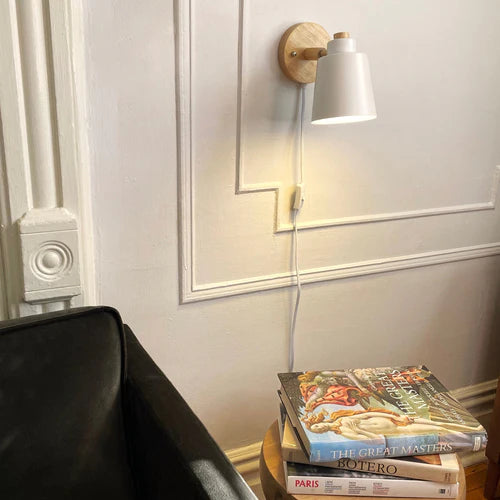 Arandela de Parede em Madeira com Interruptor Arbor Switch