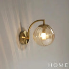 Arandela Dourada de Metal e Vidro Estilo Nórdico Vika - homedecor
