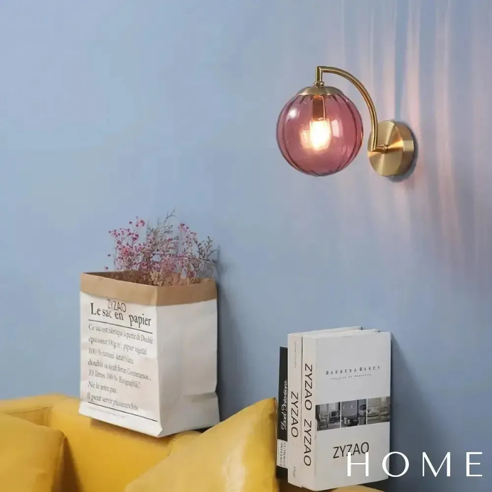 Arandela Dourada de Metal e Vidro Estilo Nórdico Vika - homedecor