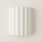 Arandela Funny | Design Canelado em Resina Fosca