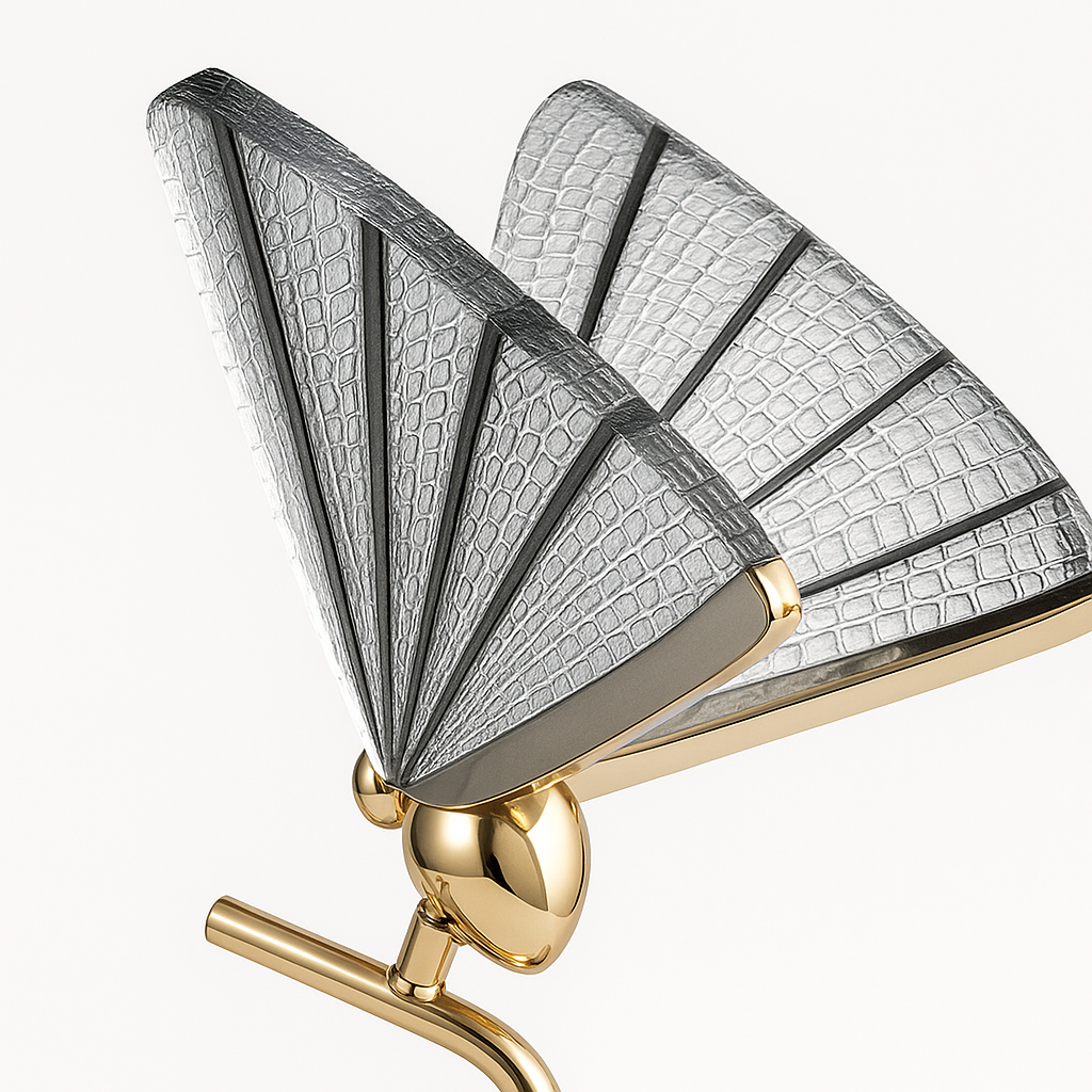 Abajur Butterfly | Vidro Texturizado e Base Dourada