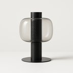 Luminária de Mesa Aura | Design Arquitetônico e Vidro Soprado